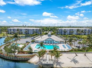 16595 Lake Circle Dr APT 233, Fort Myers, FL 33908