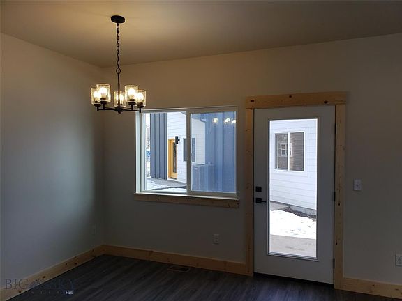 4th image of 704 Minnesota St #A