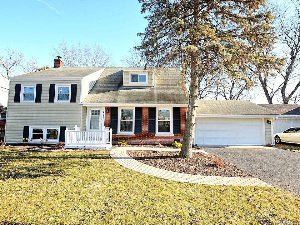 1st image of 425 Longwood Dr