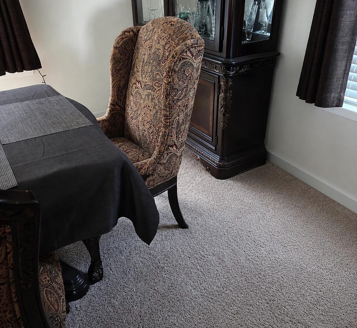 3 bed, 2.5 bath, 1890 sqft, $2,200 — Photo 4