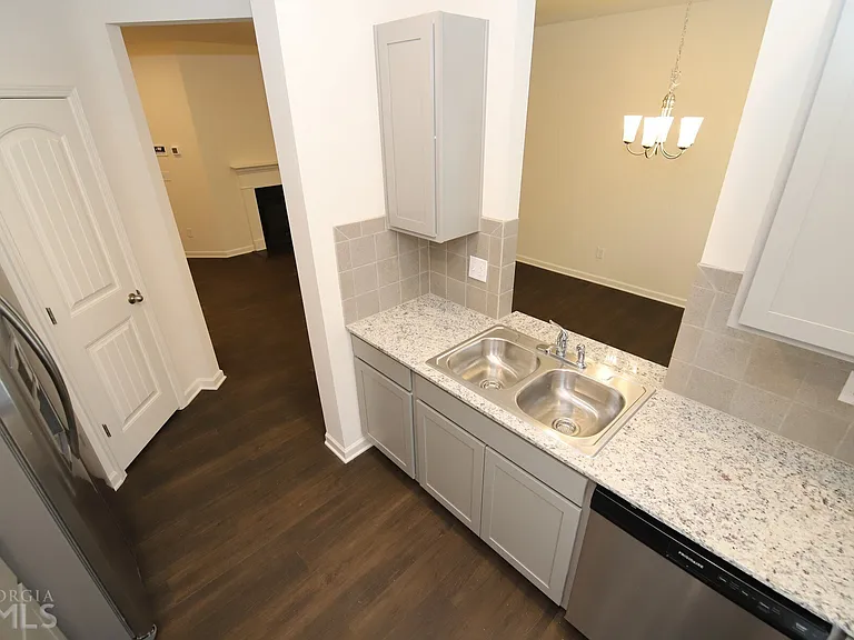85 Chastain Cir — Photo 19