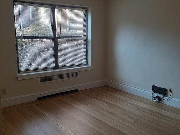 2nd image of 218 Waterman St #103B