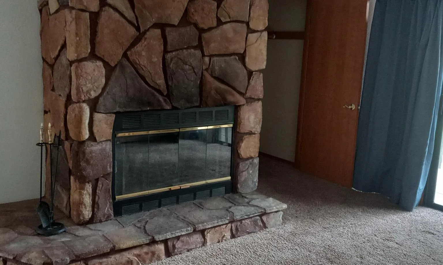 3 bed, 1400 sqft, $1,900 — Photo 4