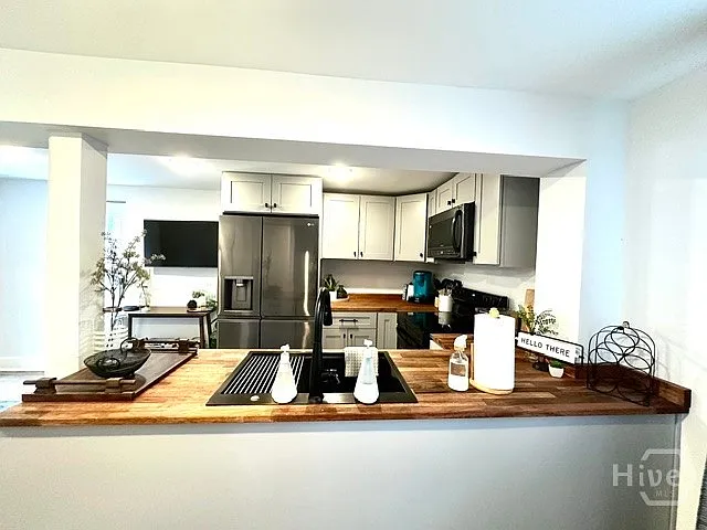 2 bed, 1.0 bath, 900 sqft, $1,650 — Photo 4