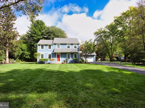 3 Gingerwood Rd, Malvern, PA 19355