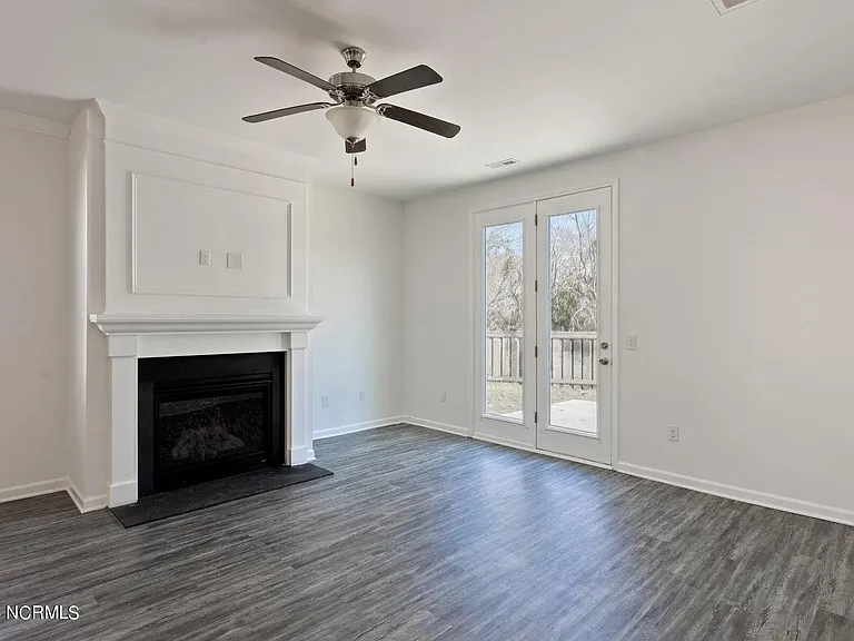 942 Keekle Ln SE — Photo 6