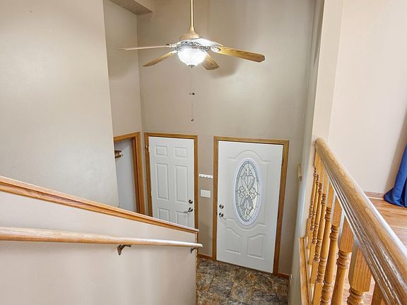 4th image of 2853 26th Street Cir S