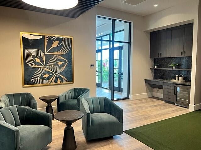 1st image of 10100 Regency Way