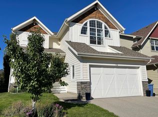 52 Auburn Sound Cres SE, Calgary, AB T3M0E1
