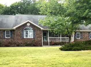 6910 Siler City Glendon Rd, Bear Creek, NC 27207