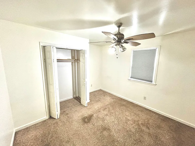 221 S Mesa Dr — Photo 7