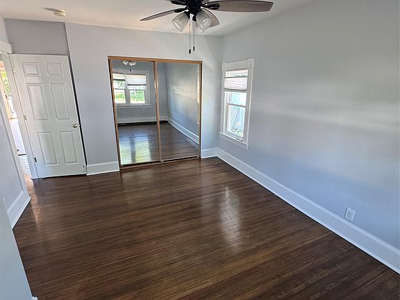 5th image of 62 Willett Avenue