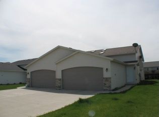 1169 43rd Ave W, West Fargo, ND 58078
