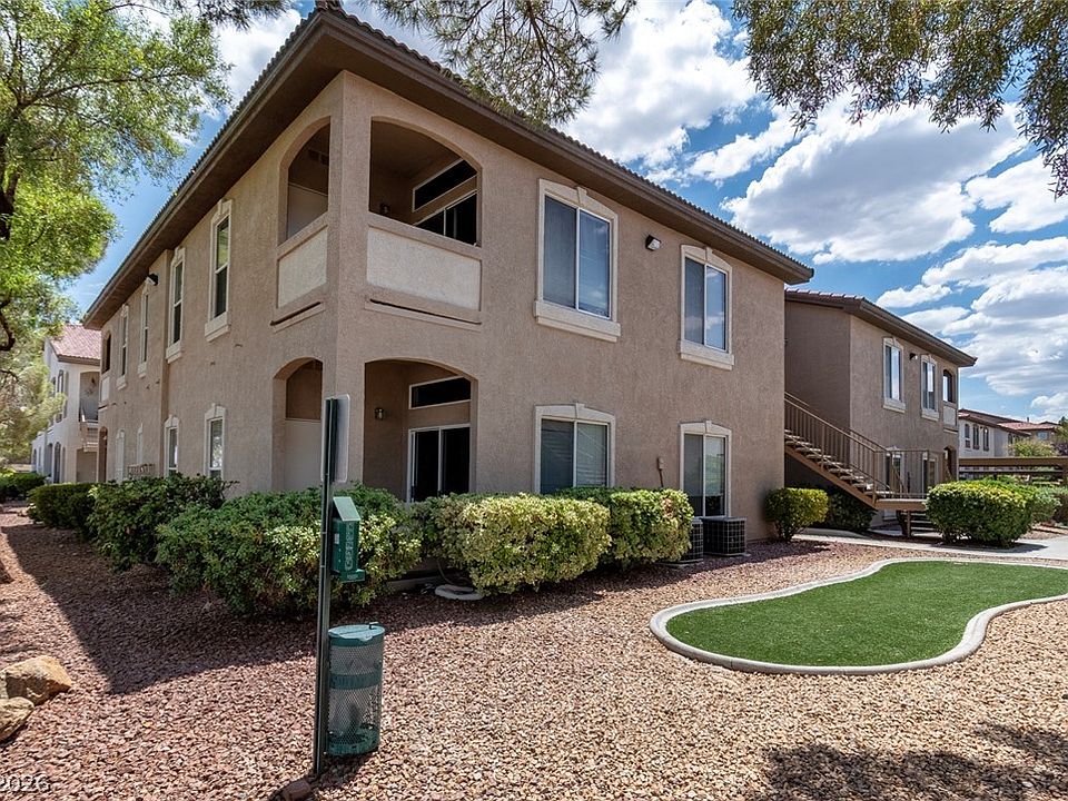 1st image of 2305 W Horizon Ridge Pkwy APT 3813