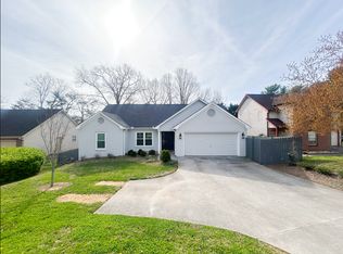 910 Claybrook Ct, Knoxville, TN 37923