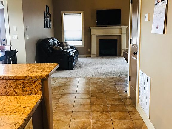 3rd image of 113 38th Ave NE