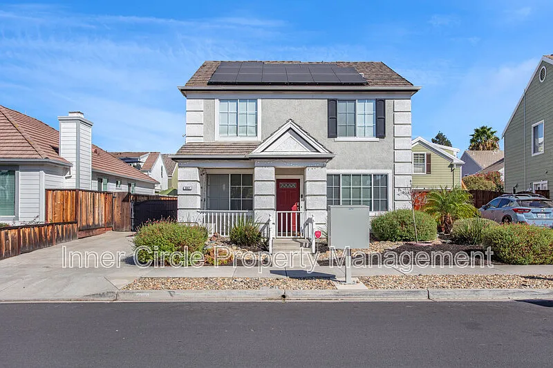 342 Chaucer Dr