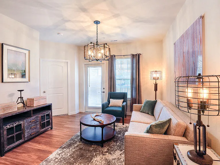 Aventura at Maryland Oaks — Photo 24