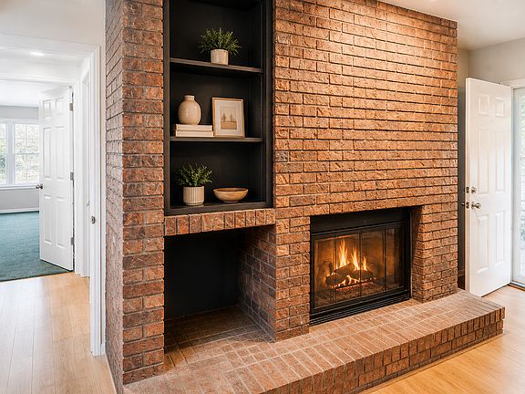 4th image of 141 Paulette Dr #141