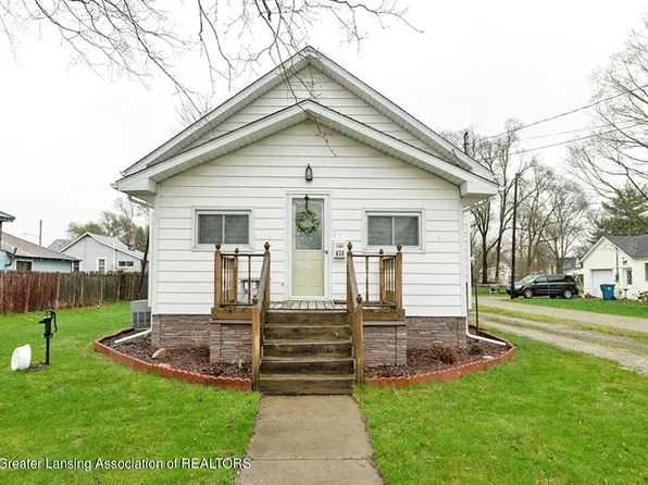 430 N Walker St, Bronson, MI 49028