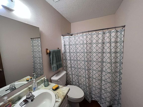 5th image of 324 Petty Dr
