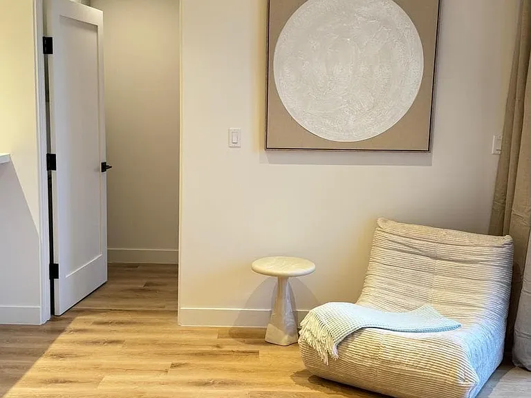 1744 Butler Ave #205 — Photo 28