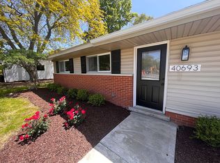 40693 W Ten Mile Rd, Novi, MI 48375