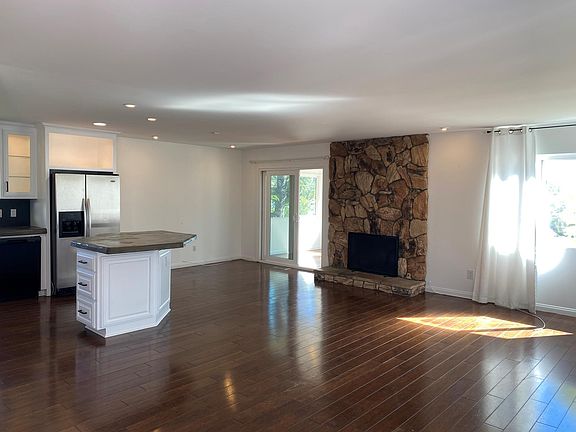 4th image of 534 Lado De Loma Dr