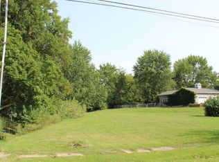 407 Orient St, Carlinville, IL 62626