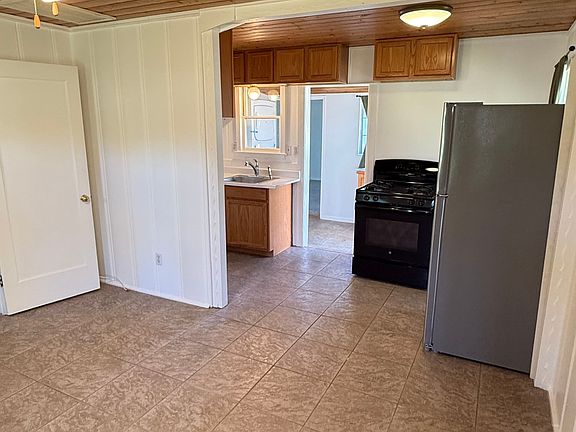 3rd image of 2636.5 E Sierra Way