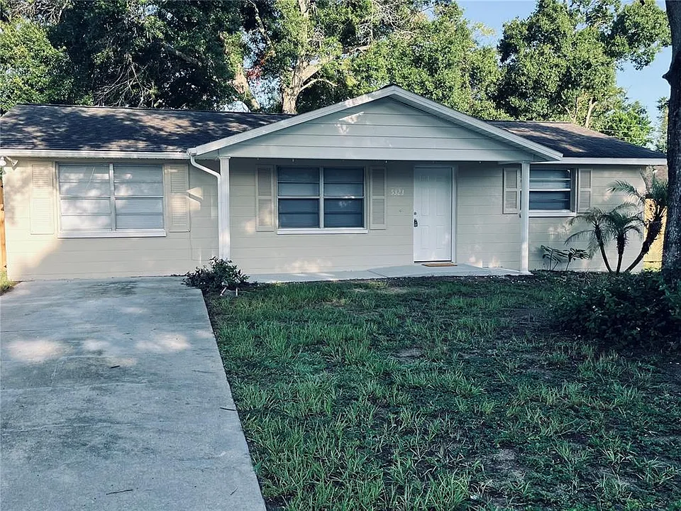 5323 Satsuma Dr