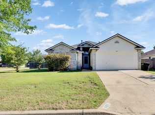 101 Tanglewood Ln, Hutto, TX 78634