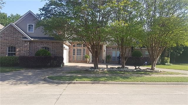 1st image of 630 Creekbend Dr