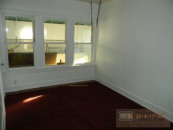 4th image of 714 E Pierce Ave