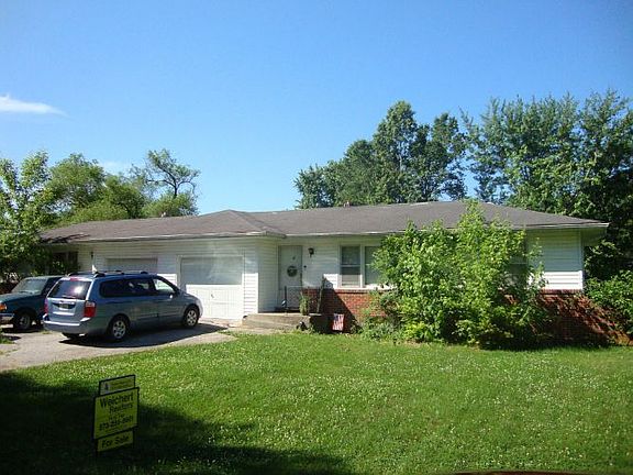 2nd image of 4816 E Meadow Lark Ln #A & B