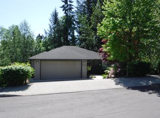 908 E 7th St, La Center, WA 98629