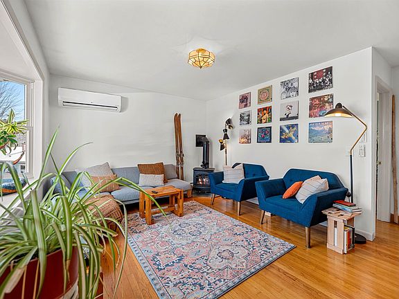 5th image of 36 George Street