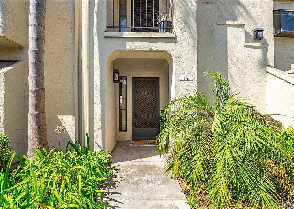1st image of 3153 Vista Mar