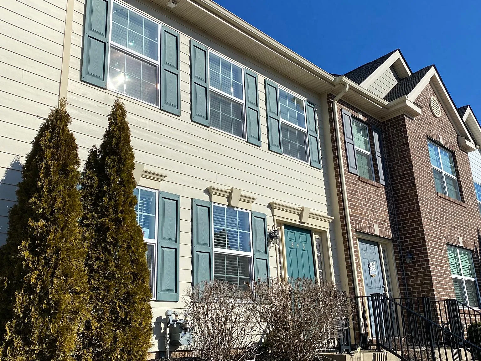 245 Peach St — Photo 2