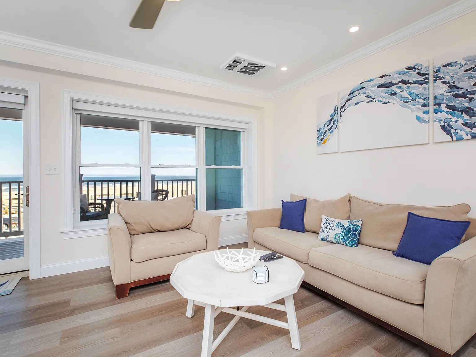 2 bed, 780 sqft, $2,200 — Photo 3