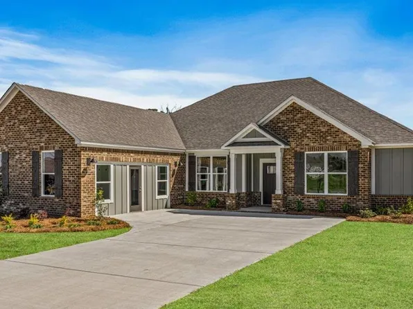 102 Rylee Rd, Dothan, AL 36305