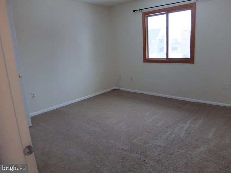 4906 Ravens Crest Dr — Photo 8