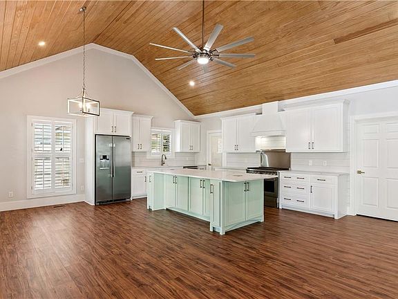 5th image of 135 Serenity Ln