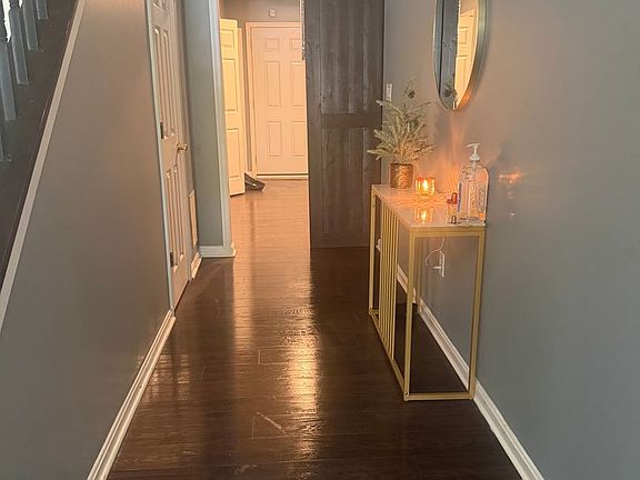2nd image of 2251 Commissary Cir