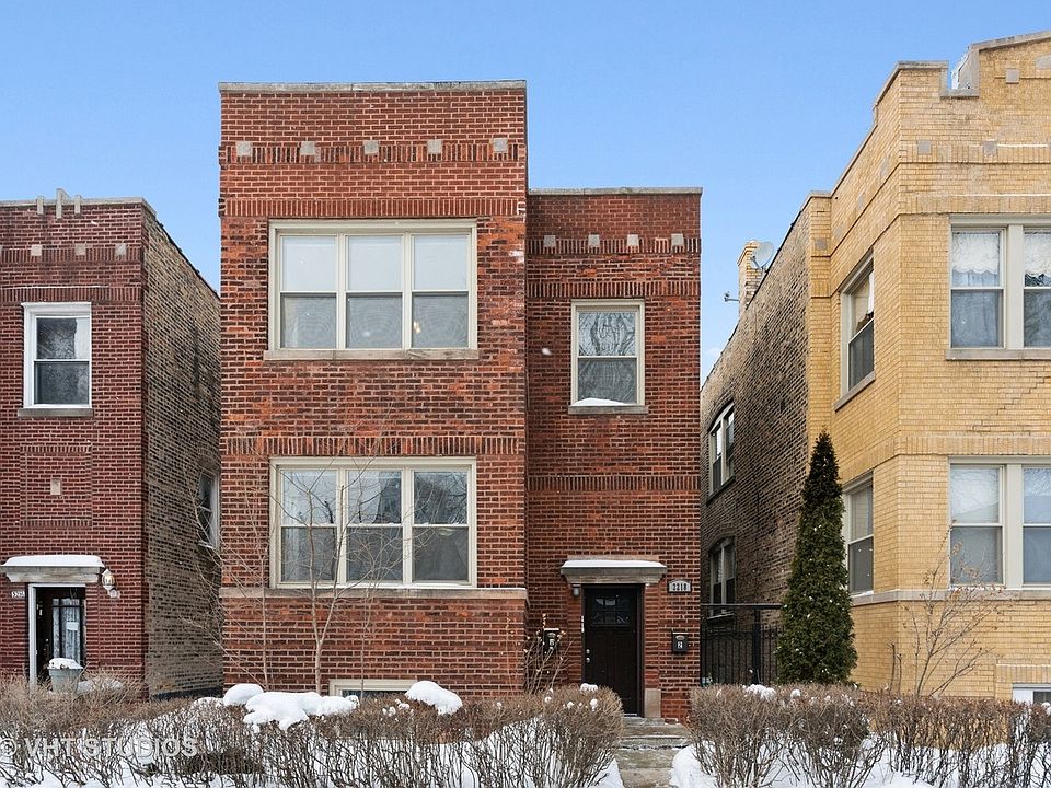 1st image of 3218 N Hamlin Ave #2