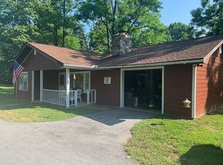 2737 Howard Gap Rd, Hendersonville, NC 28792