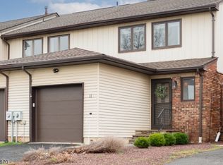 11 Manchester Rd, Flemington, NJ 08822