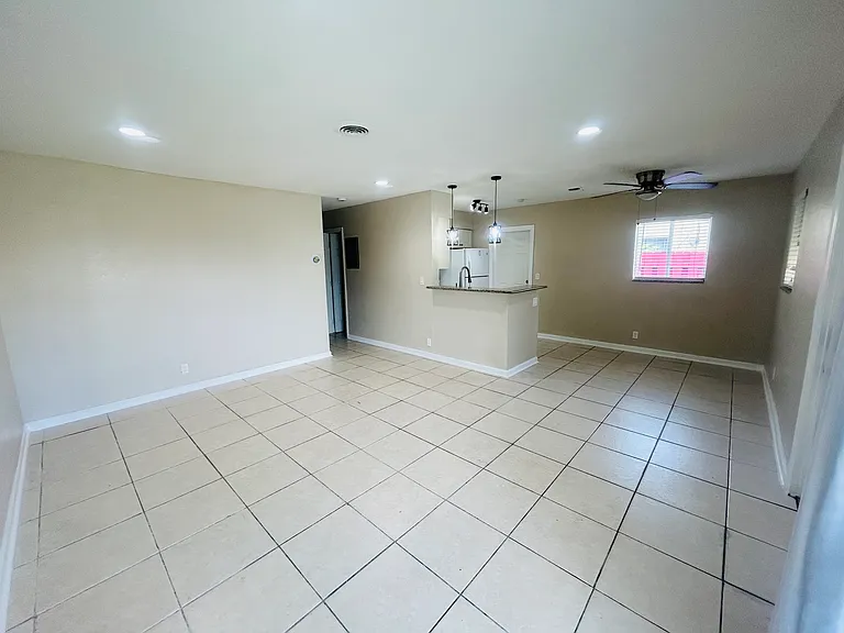 131 NW 57th St #131 — Photo 15