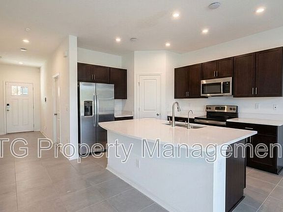 2nd image of 321 Anthony Dr