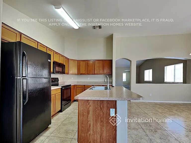 3319 W Sunland Ave — Photo 7